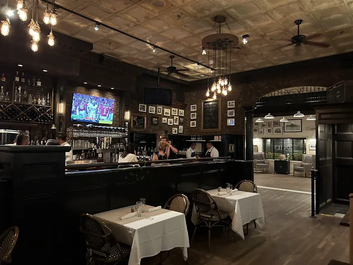 Louie's Prime Steak & Seafood Picture 9