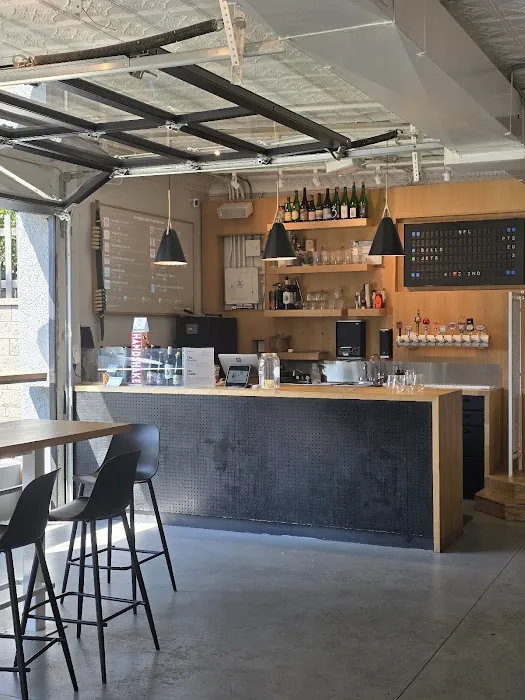 Campground Craft Beer & Coffee Picture 3