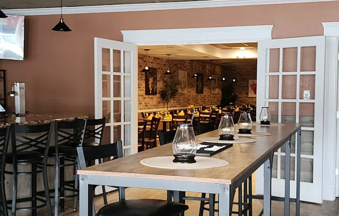Jeanine's American Bistro Picture 7