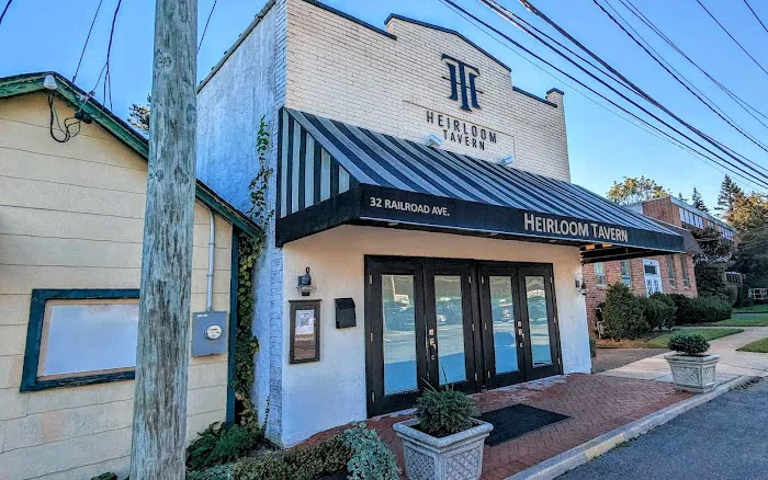 Heirloom Tavern Picture 4