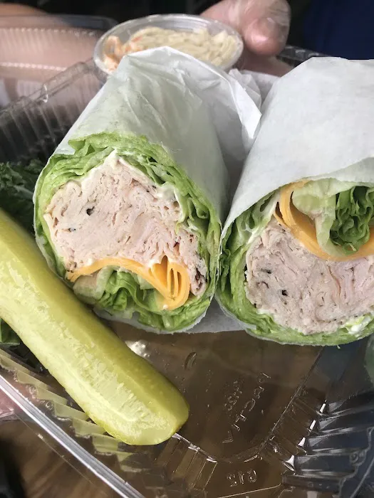 Sea Breeze Deli Picture 1