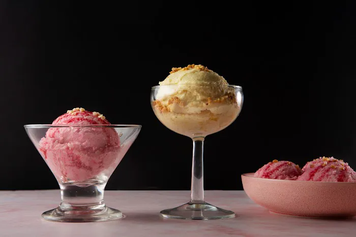 Ice N Cream Picture 1