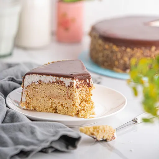 Layers Bakeshop Picture 1