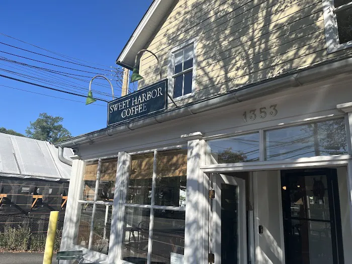 Sweet Harbor Coffee Picture 8