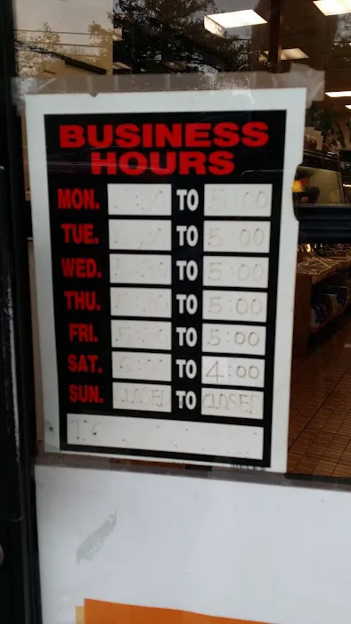 Roslyn Heights Deli Picture 6