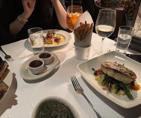 Hendrick's Tavern