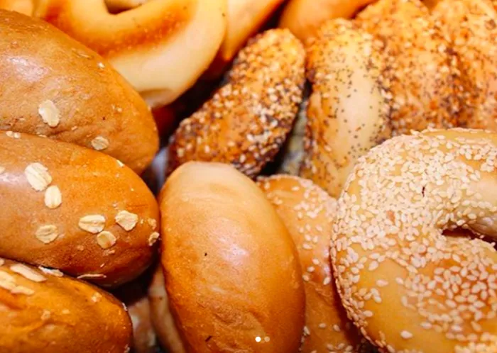 Locust Valley Bagels Picture 4