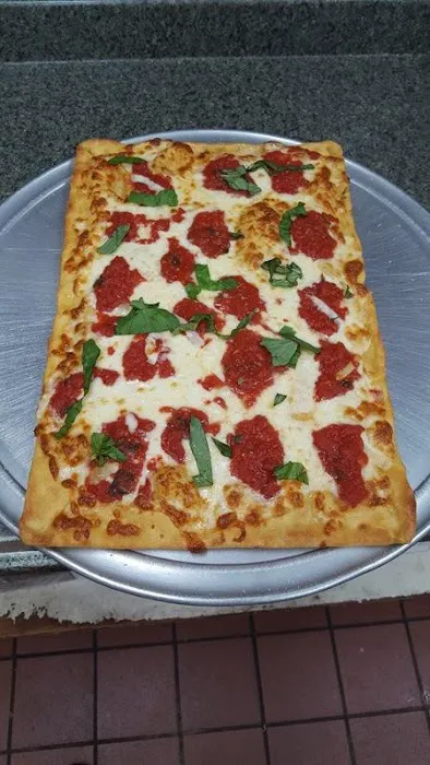 Locust Valley Pizza Cafe Picture 2