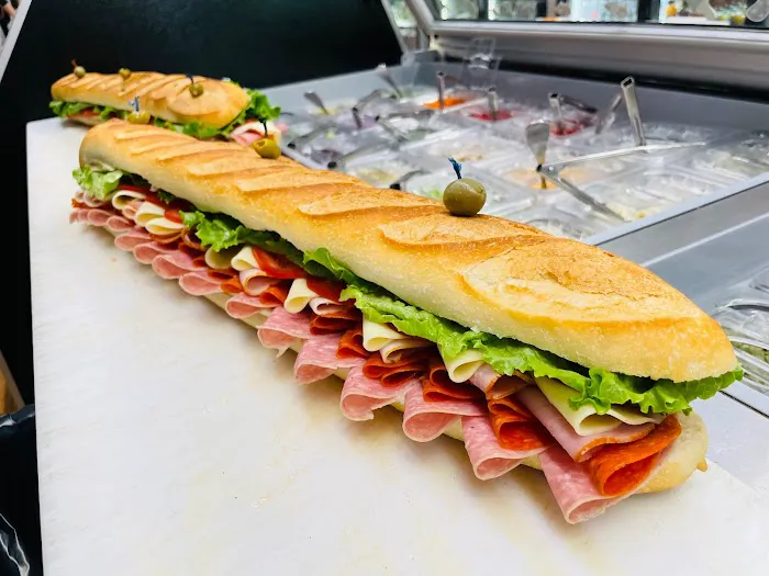 Country Plaza Delicatessen Picture 2