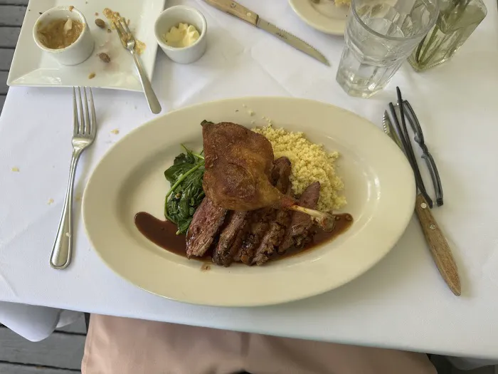 Barney's Restaurant Picture 5
