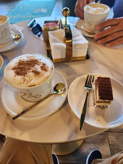 Leonetti Pastry Shop Picture 1