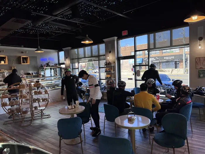 Leonetti Pastry Shop Picture 10