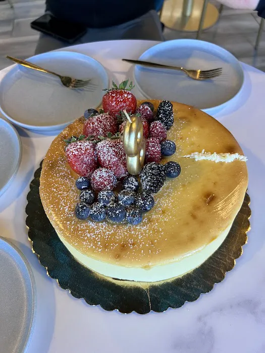 Leonetti Pastry Shop Picture 2