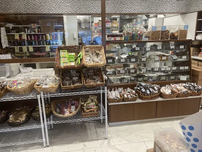 Lazar's Chocolate Picture 10