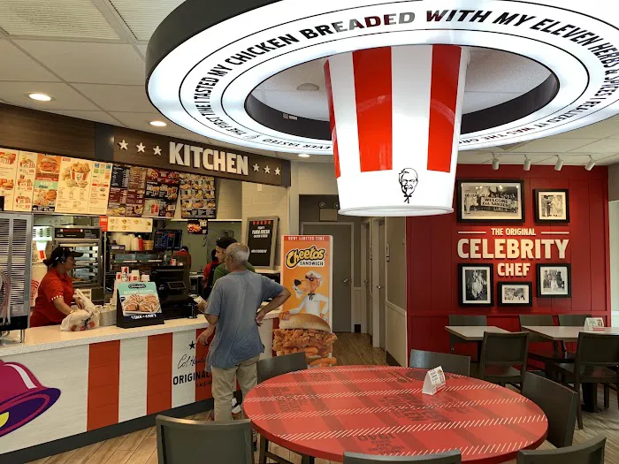 Taco Bell / KFC Picture 10