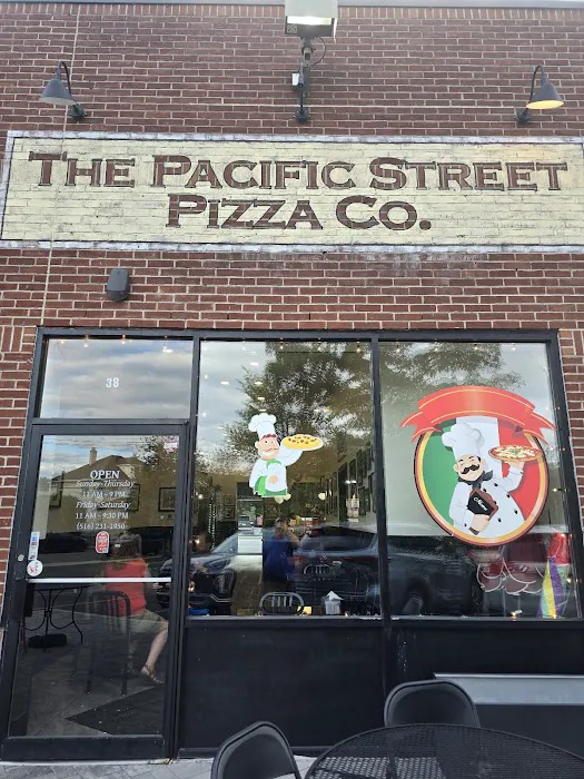 The Pacific Street Pizza Co. Picture 6