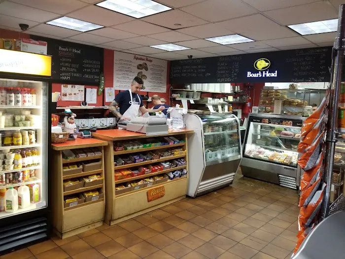 Syosset Deli Picture 10