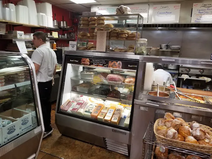 Syosset Deli Picture 9