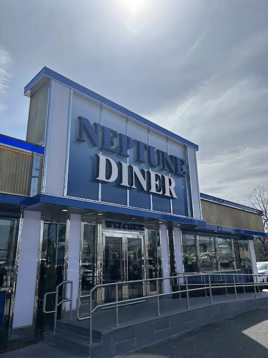 Neptune Diner Syosset Picture 4