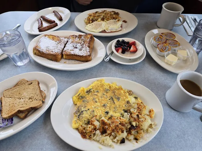 Empire Diner Picture 6