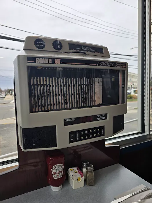Empire Diner Picture 2