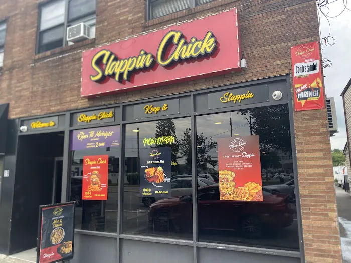 Slappin Chick - Hicksville Picture 10