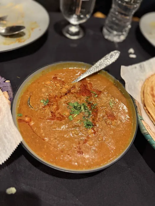 Mehfil Restaurant ( Zabiah Halal Pakistani Cuisine ) Picture 9