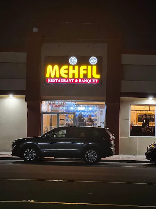 Mehfil Restaurant ( Zabiah Halal Pakistani Cuisine ) Picture 4