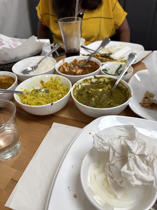 Mitran Da Dhaba ( 100% Pure Vegetarian ) Picture 4