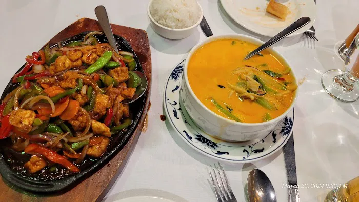 Lemonleaf Grill Picture 6