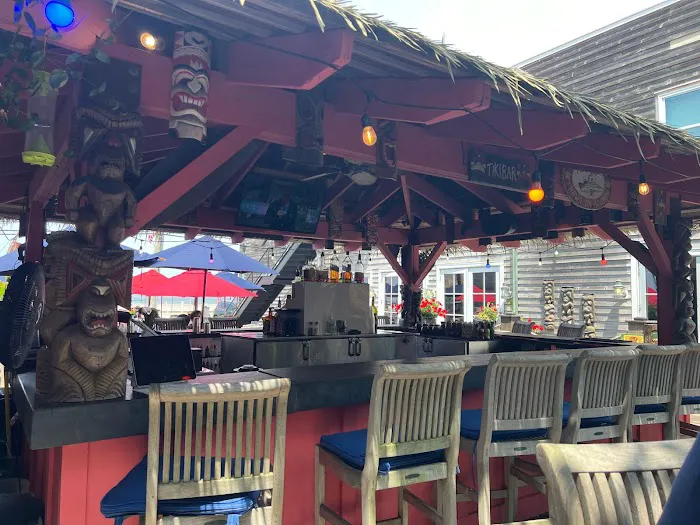 Tiki Bar Cafe Picture 5