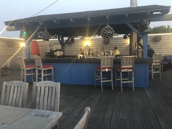 Tiki Bar Cafe Picture 7