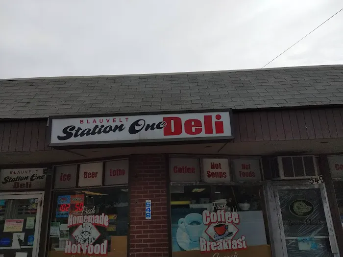 Station One Deli And Convenience Store Picture 6