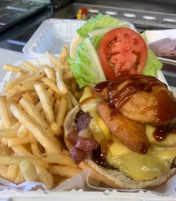 Burgers and More Food Truck Picture 6