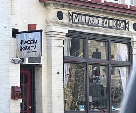 Muddy Water Coffee & Cafe
