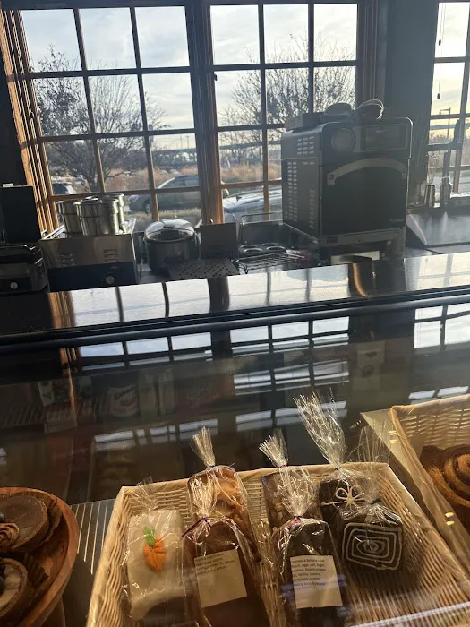 RiverMarket Cafe Picture 2