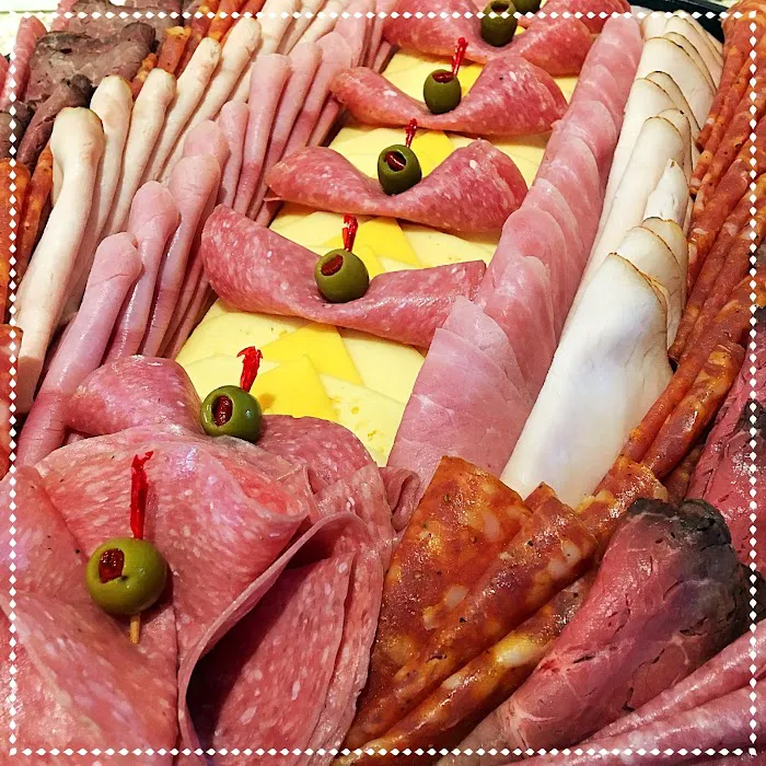 Dominic’s Delicatessen Picture 9