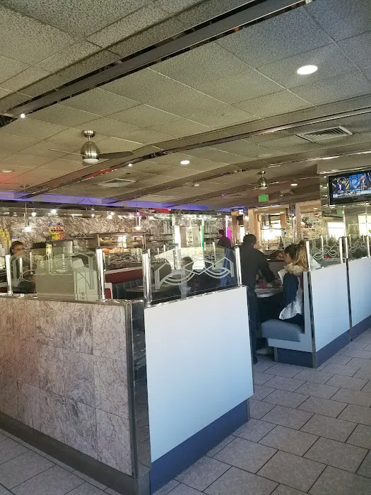 Executive Diner Picture 9