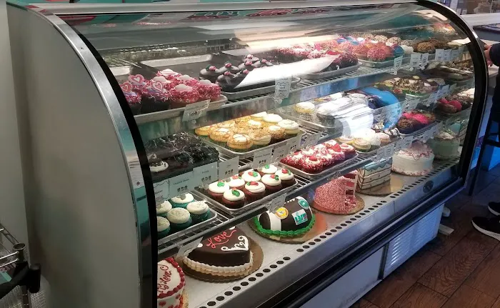 Carousel Cakes Picture 2