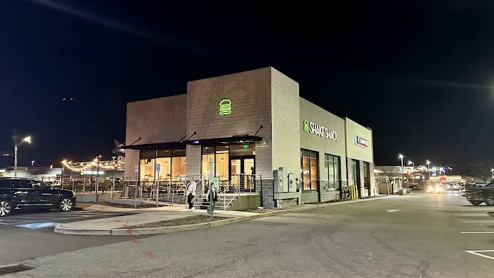 Shake Shack Nanuet Picture 1