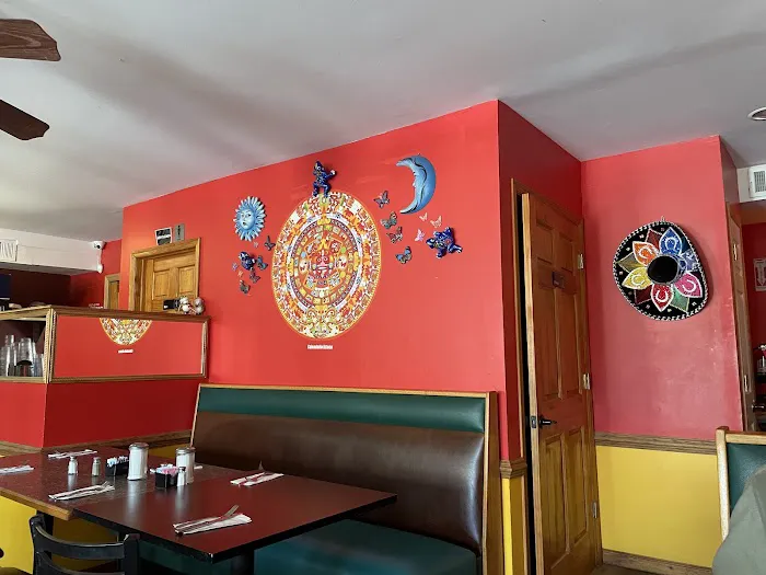Estrella's Cafe Picture 8