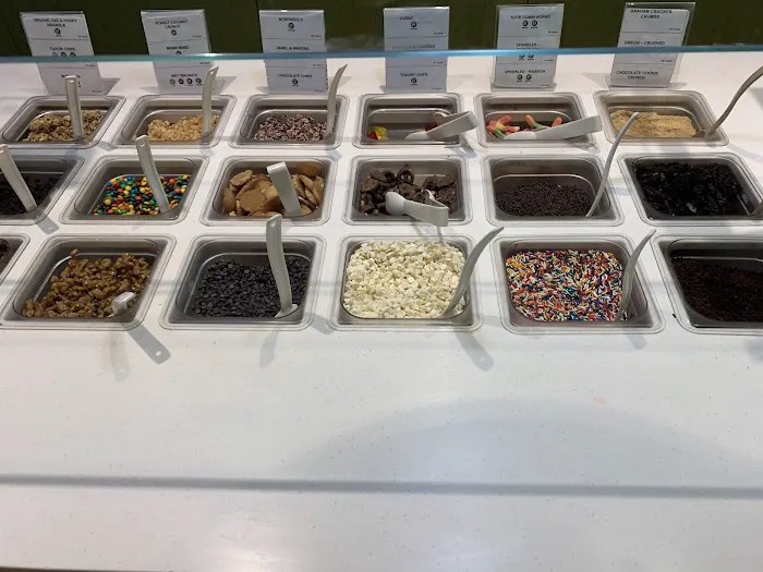 16 Handles Picture 2