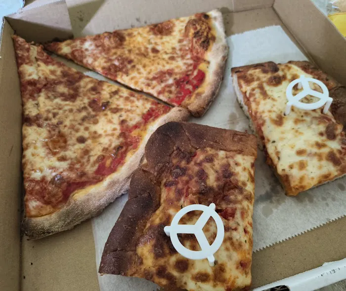 New City Pizza Picture 6