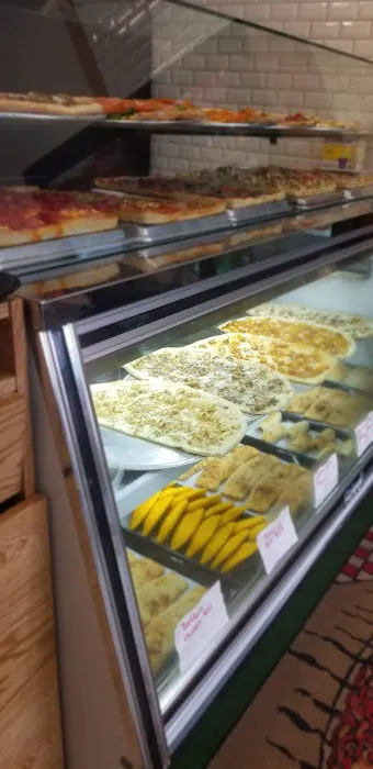 New City Pizza Picture 3