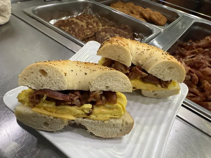 Lucky star bagels & deli Picture 10
