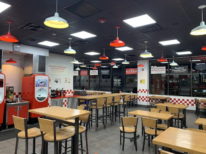 Five Guys Picture 7