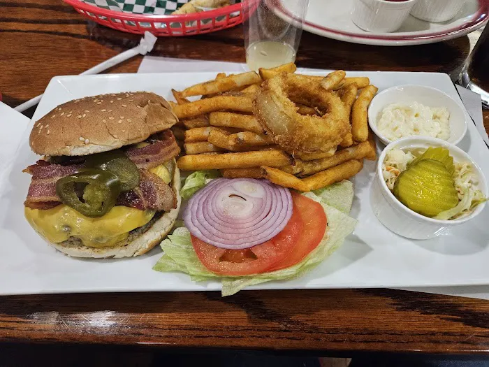 Dylan's Restaurant & Grill House Picture 3