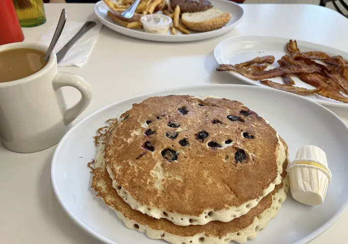 Pancakes Plus Picture 6