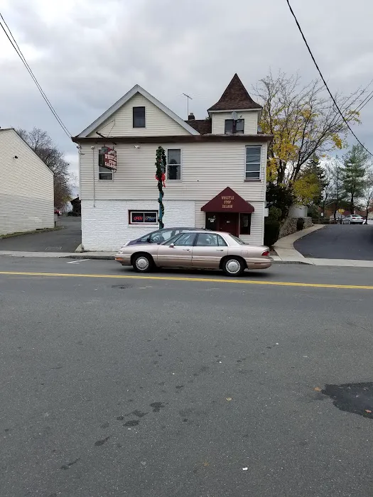 Kelly's Tavern Picture 7