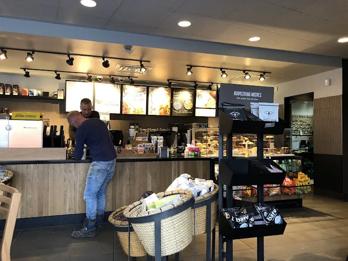 Starbucks Picture 7